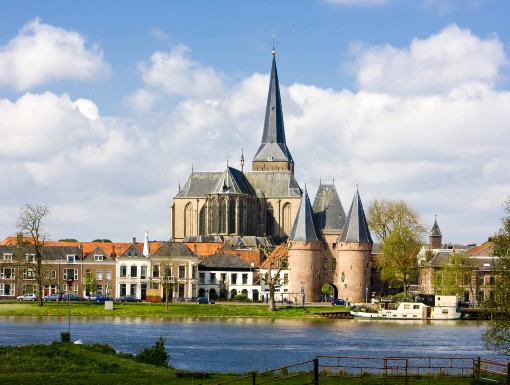 Privé en luxe escortbegeleiding in Overijssel– 24/7 beschikbaar