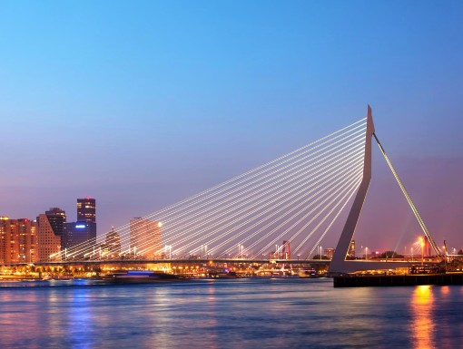 Luxe escortservice in Zuid Holland - Elegante en discrete gezelschapsdames